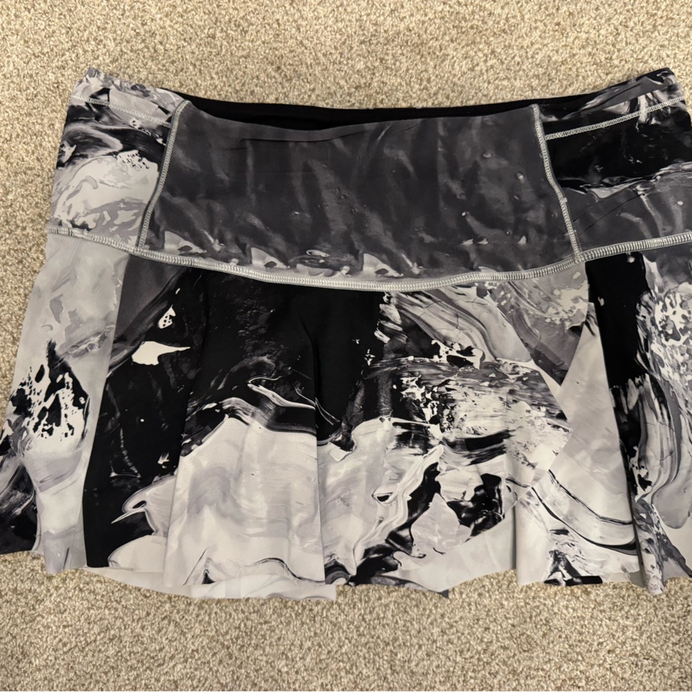 Lululemon hit your stride skirt